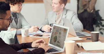 Werkgever moet met werknemer in gesprek over het thuiswerkadvies