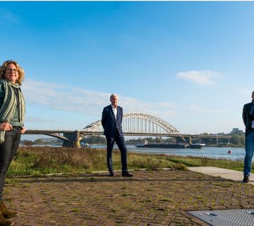 Zorg van de Zaak Netwerk en Koninklijke Wandel Bond Nederland pleiten voor wandeling tijdens werktijd   
