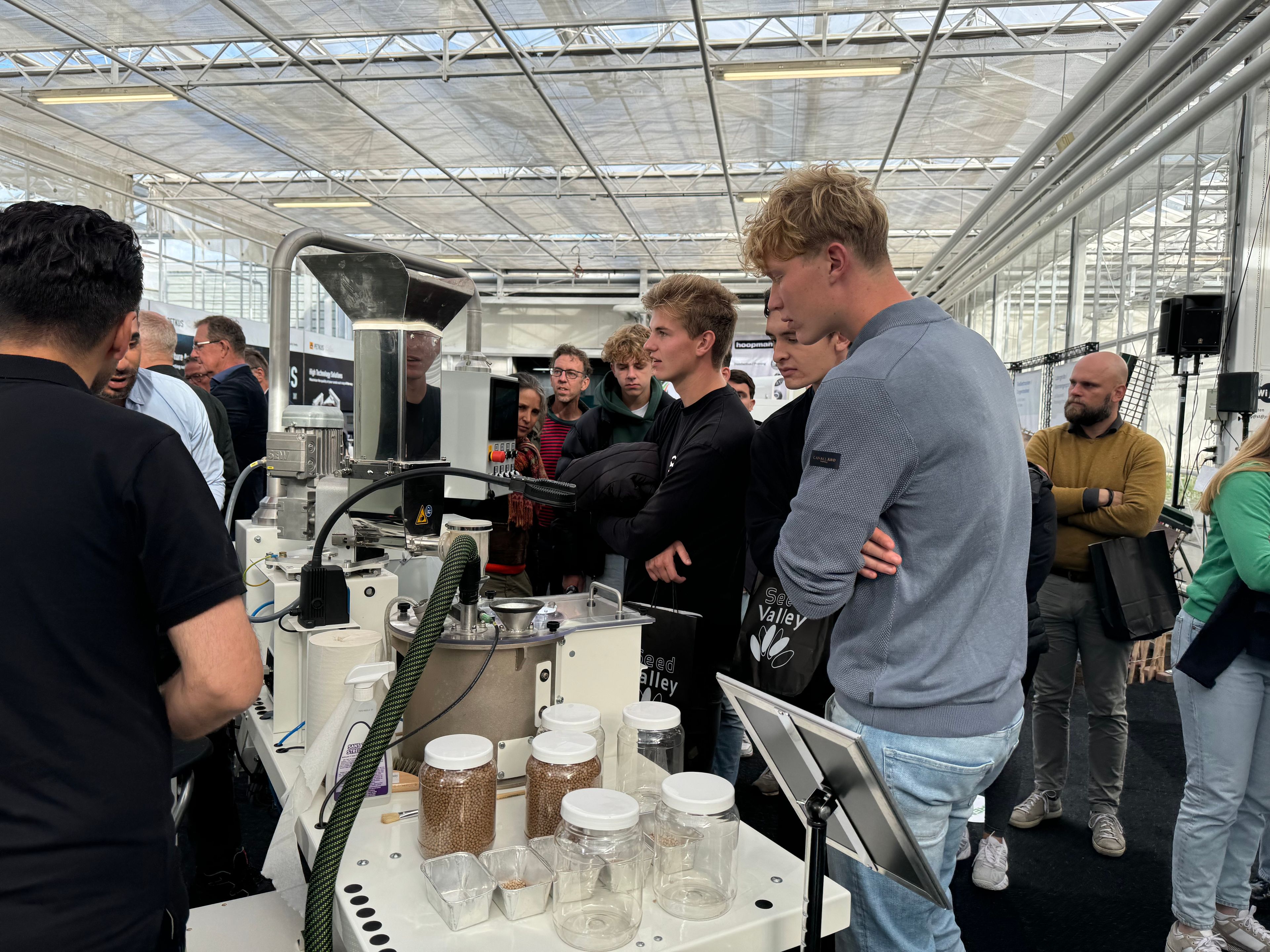 Seed meets technology - machine