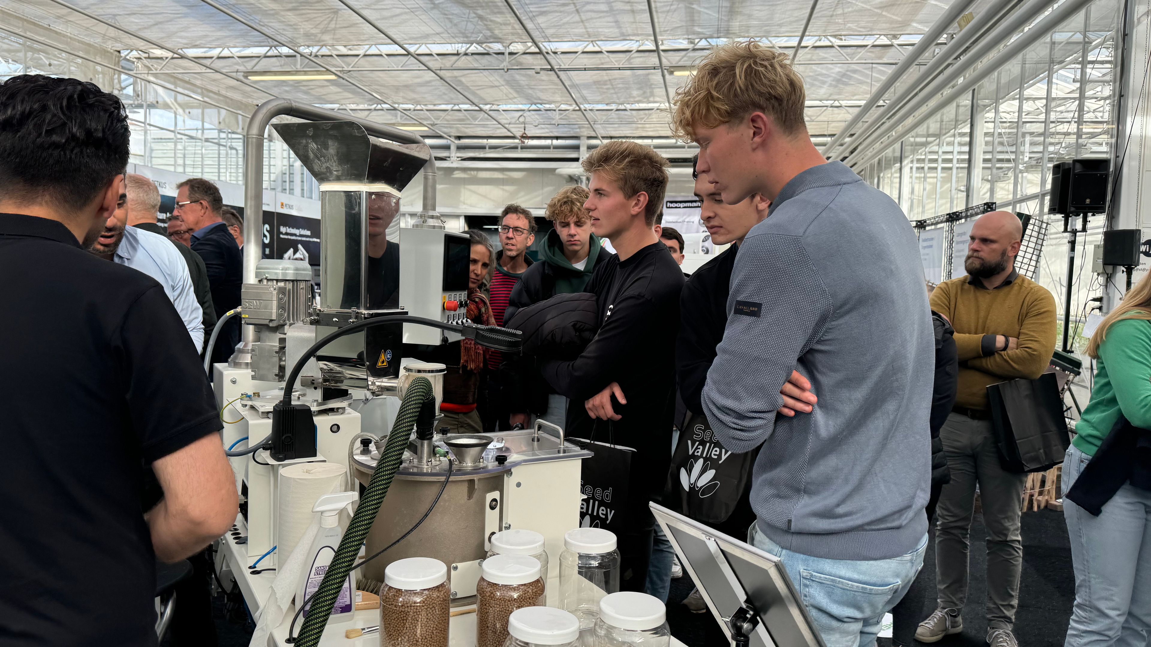Seed meets technology - machine